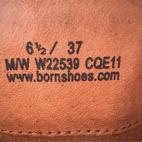 Born tall leather woman’s boots - Picture 7 of 8